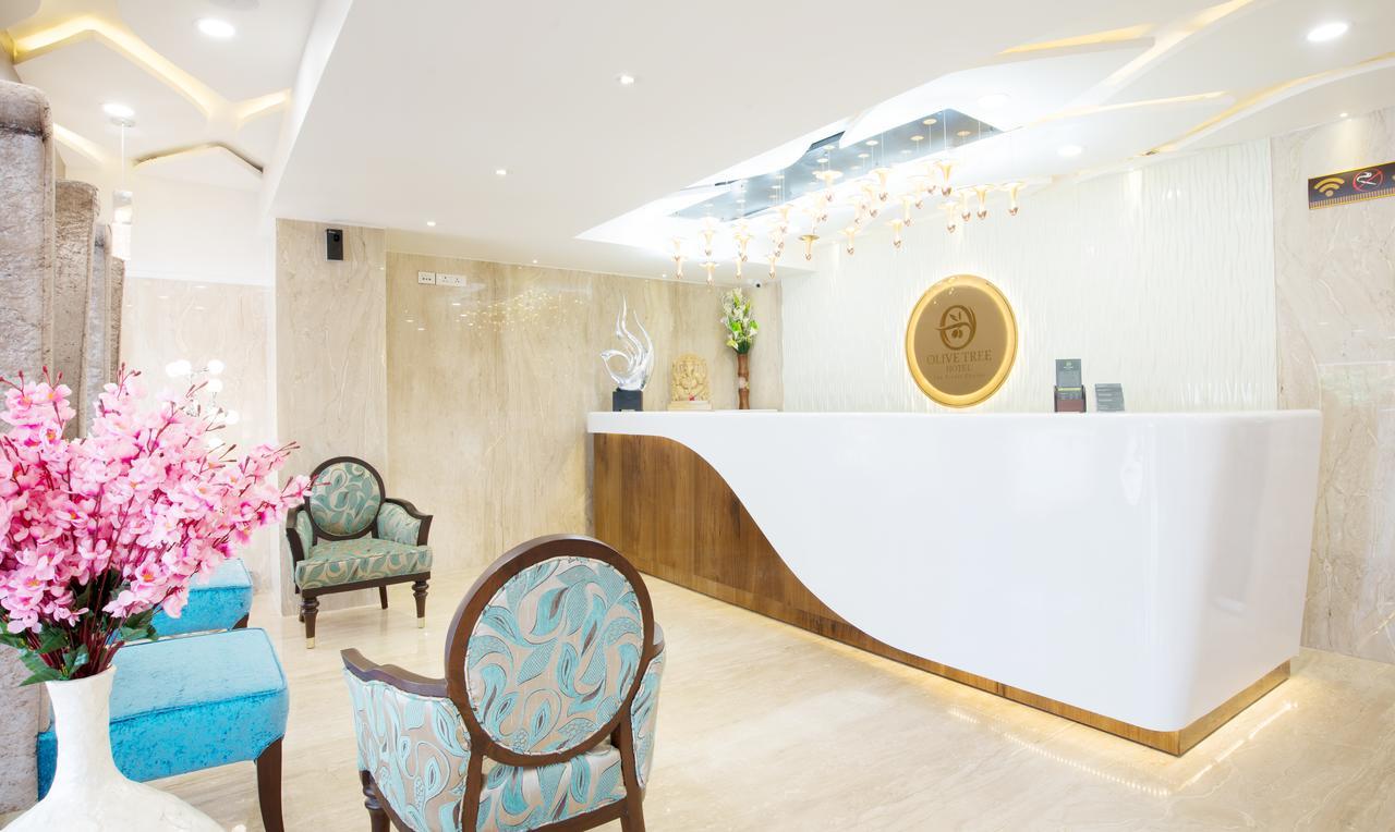 Olive Tree Hotel Виджаявада Экстерьер фото